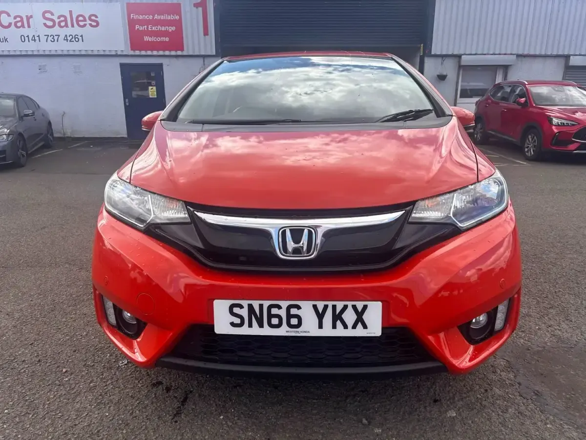 Used Honda Jazz EX 102 HP (75 kW) 2016 Orange Hatchback