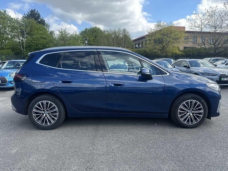 Used BMW 220 Active Tourer Luxury Line 168 HP (123 kW) 2022 Blue MPV