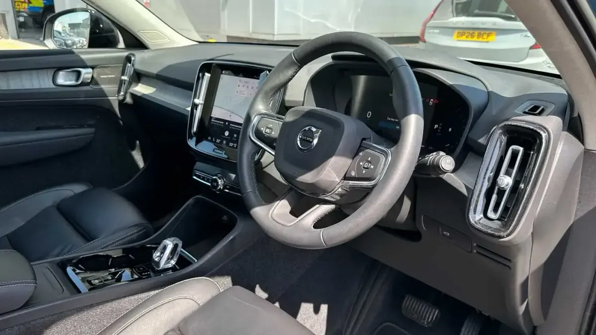 Used Volvo XC40 Ultimate 194 HP (142 kW) 2023 SUV
