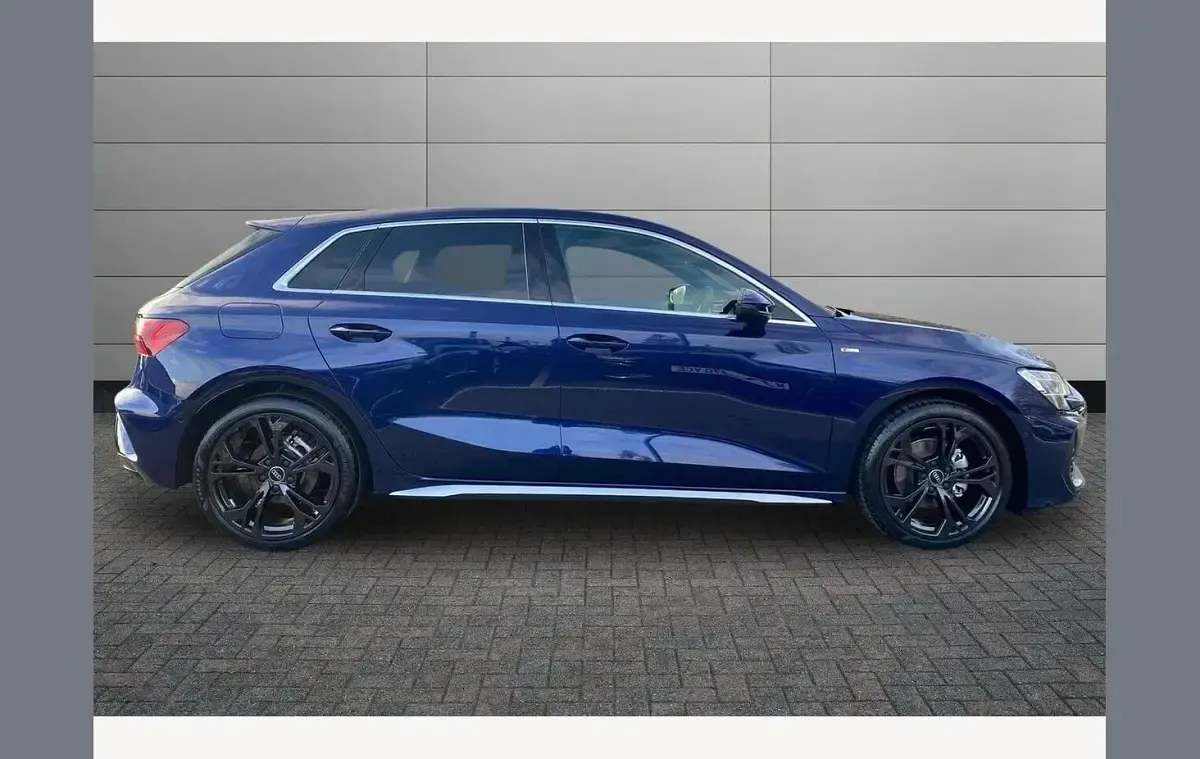 New Audi A3 S-Line 113 HP (83 kW) 2025 Blue Hatchback