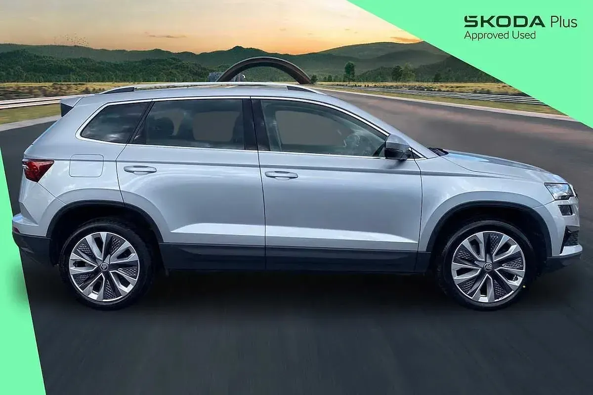 Used Skoda Karoq SE L 110 HP (80 kW) 2024 Brilliant silver metallic SUV