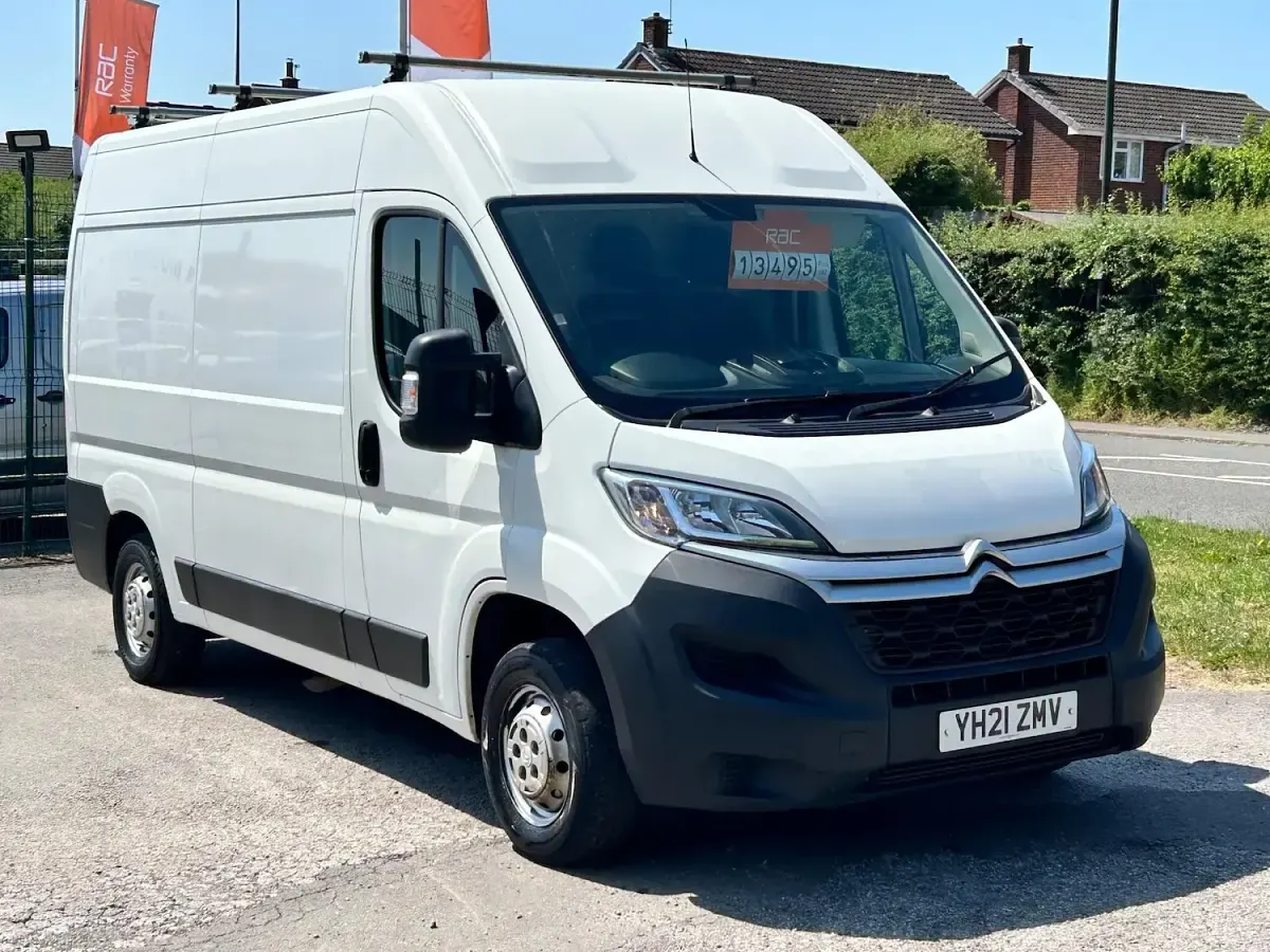 Used Citroën Relay 140 HP (102 kW) 2021 White Van