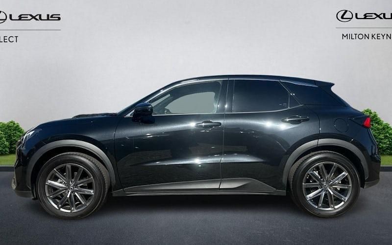 Used Lexus LBX 136 HP (100 kW) 2026 SUV