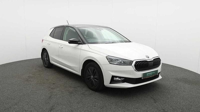 Candy white black magic pearl effect Used 2023 Skoda Fabia Colour Edition Hatchback | £13,690 (Fair price) - Image 1/4