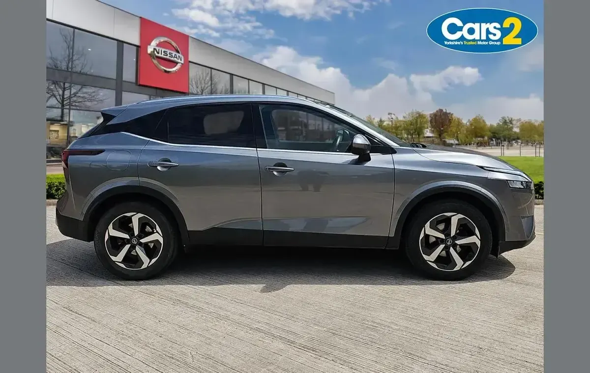 Used Nissan Qashqai N-Connecta 155 HP (114 kW) 2022 Grey SUV