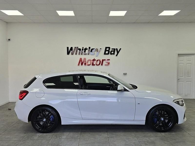 Used BMW 118 Efficient Dynamics 2018 White Hatchback