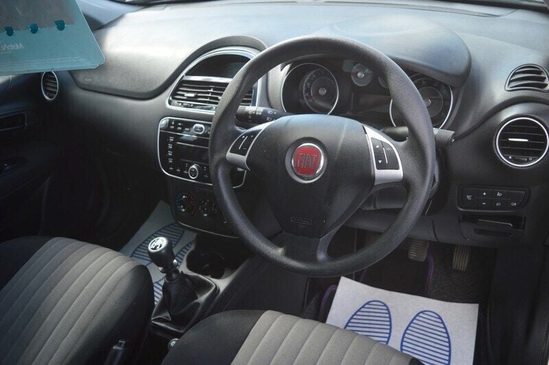 Image 3/4