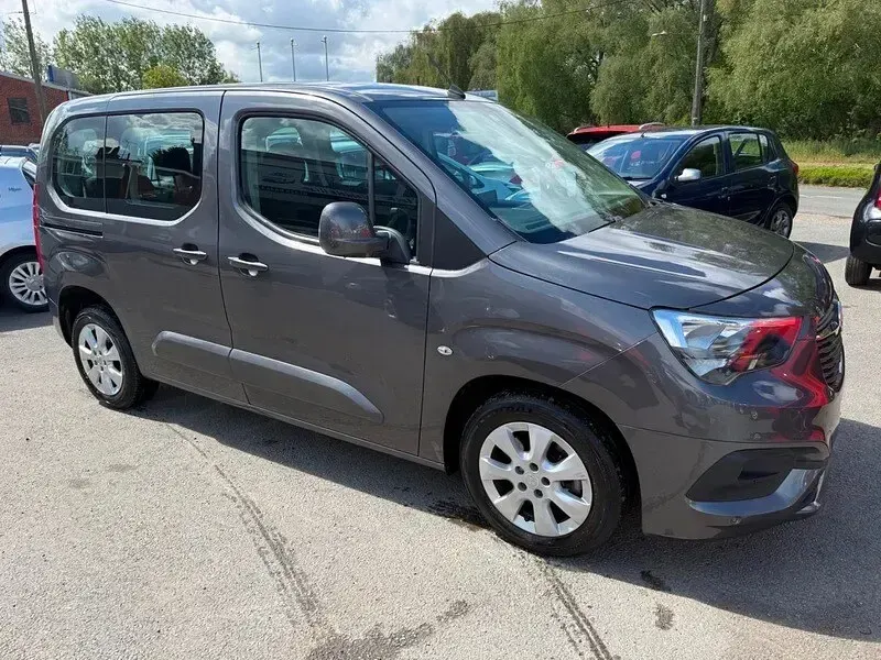 Used Vauxhall Combo S 110 HP (80 kW) 2019 Grey MPV