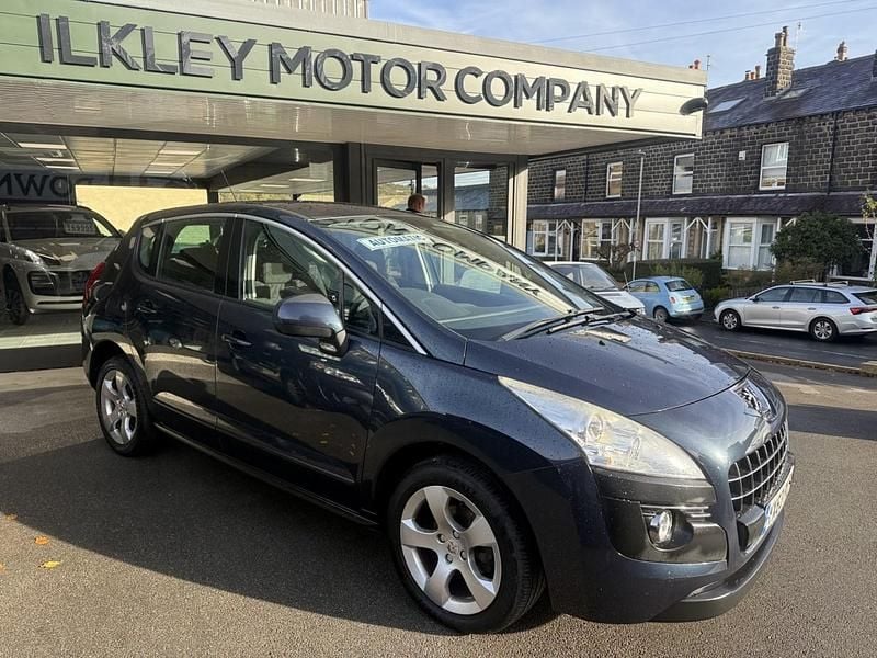 Blue Used 2013 Peugeot 3008 Active SUV | £4,995 (Fair price) - Image 1/4