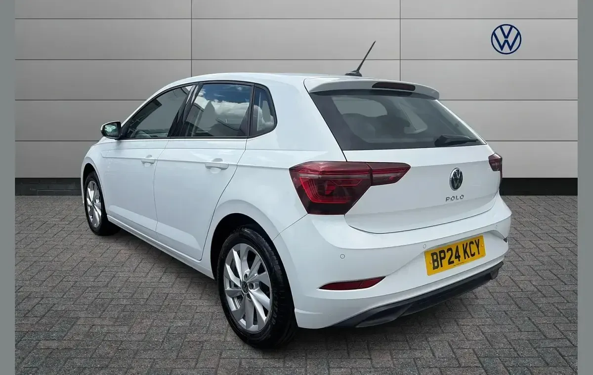 Used VW Polo Style 95 HP (69 kW) 2024 White Hatchback