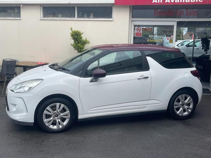 Used Citroën DS3 2010 White Hatchback