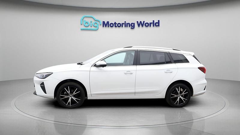 Used MG MG5 EV Trophy 114 kW (156 HP) 2022 White Estate