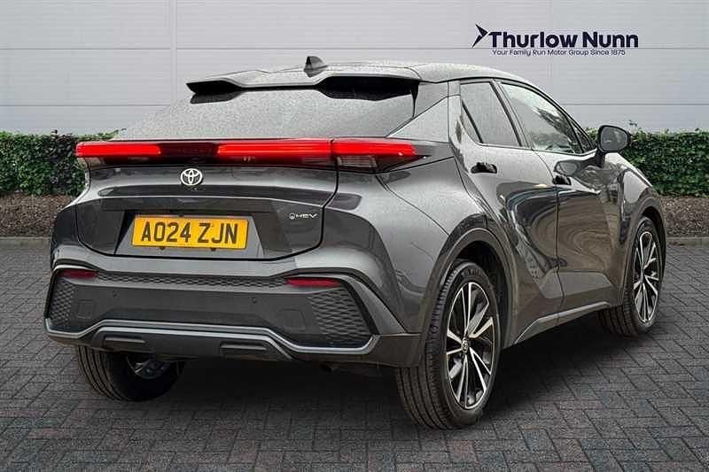 Used Toyota C-HR 140 HP (102 kW) 2024 Grey SUV