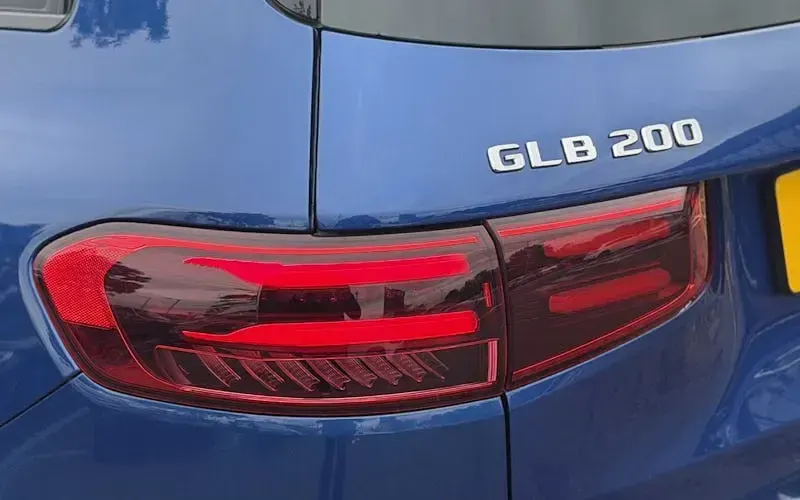 Used Mercedes GLB200 Executive 163 HP (119 kW) 2025 Blue SUV