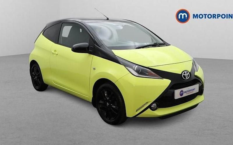 Usado Toyota Aygo X-cite 69 HP (50 kW) 2016 Citadino