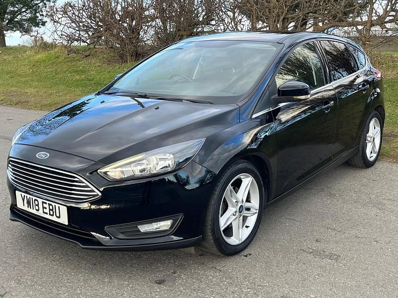 Black Used 2018 Ford Focus Zetec Hatchback | £8,495 (Fair price) - Image 1/3