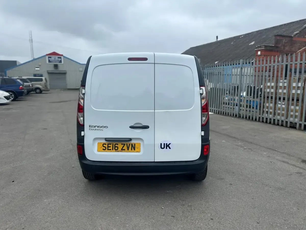 Usado Renault Kangoo Business 2016 Branco Monovolume