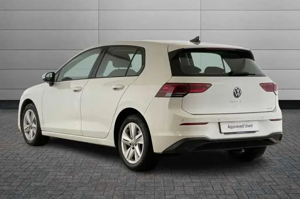 Begagnad VW Golf VII 150 HK (110 kW) 2020