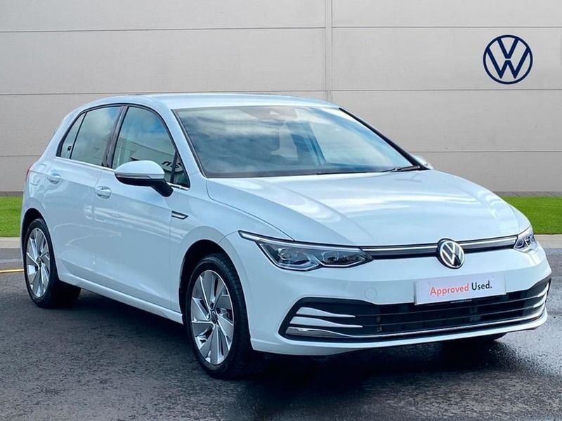Used VW Golf VIII Style 148 HP (108 kW) 2020 White Hatchback