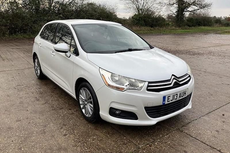 White Used 2013 Citroën C4 VTR Sport Hatchback | £1,995 (A bit pricey) - Image 1/1