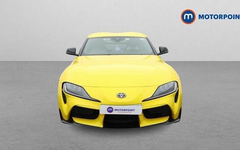 Used Toyota Supra 257 HP (189 kW) 2022 Yellow Coupe