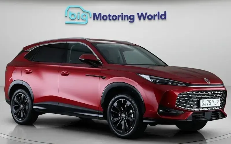 Usado MG HS Trophy 170 HP (125 kW) 2025 SUV