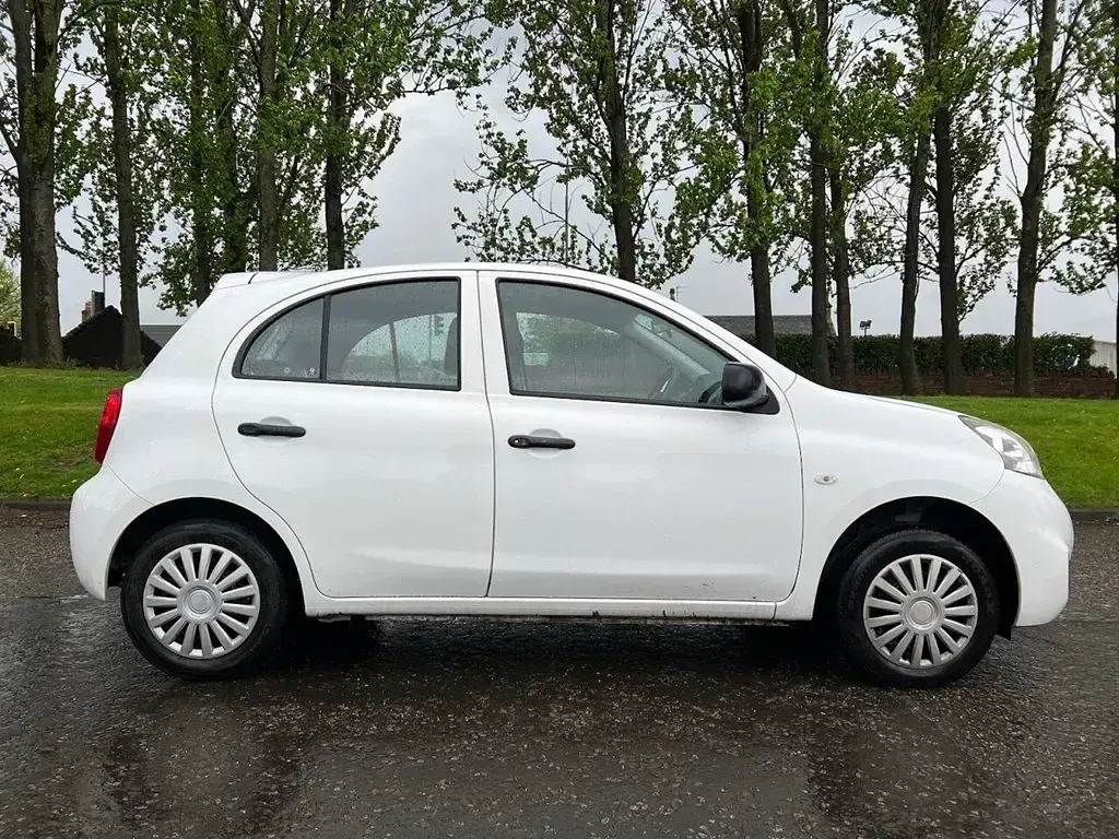 Used Nissan Micra Visia 79 HP (58 kW) 2013 White Hatchback