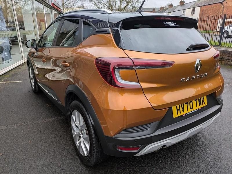 Used Renault Captur Iconic 2020 Orange SUV