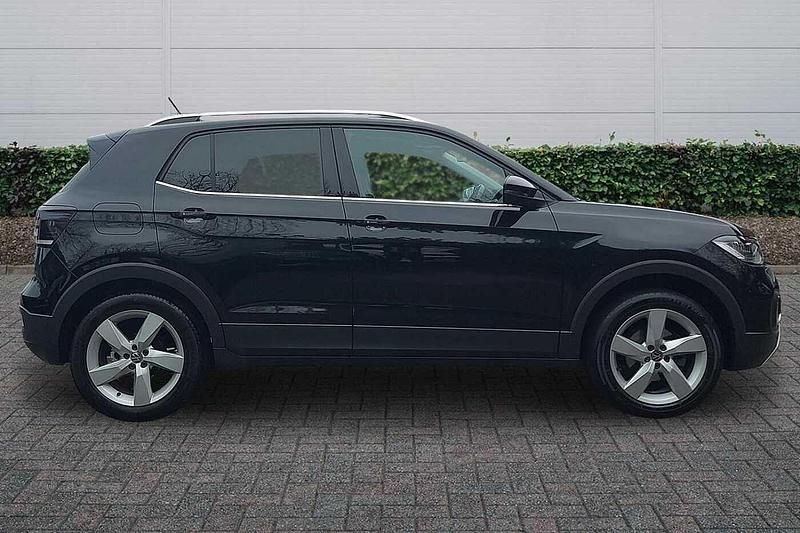 Used VW T-Cross SEL 110 HP (80 kW) 2021 Black SUV