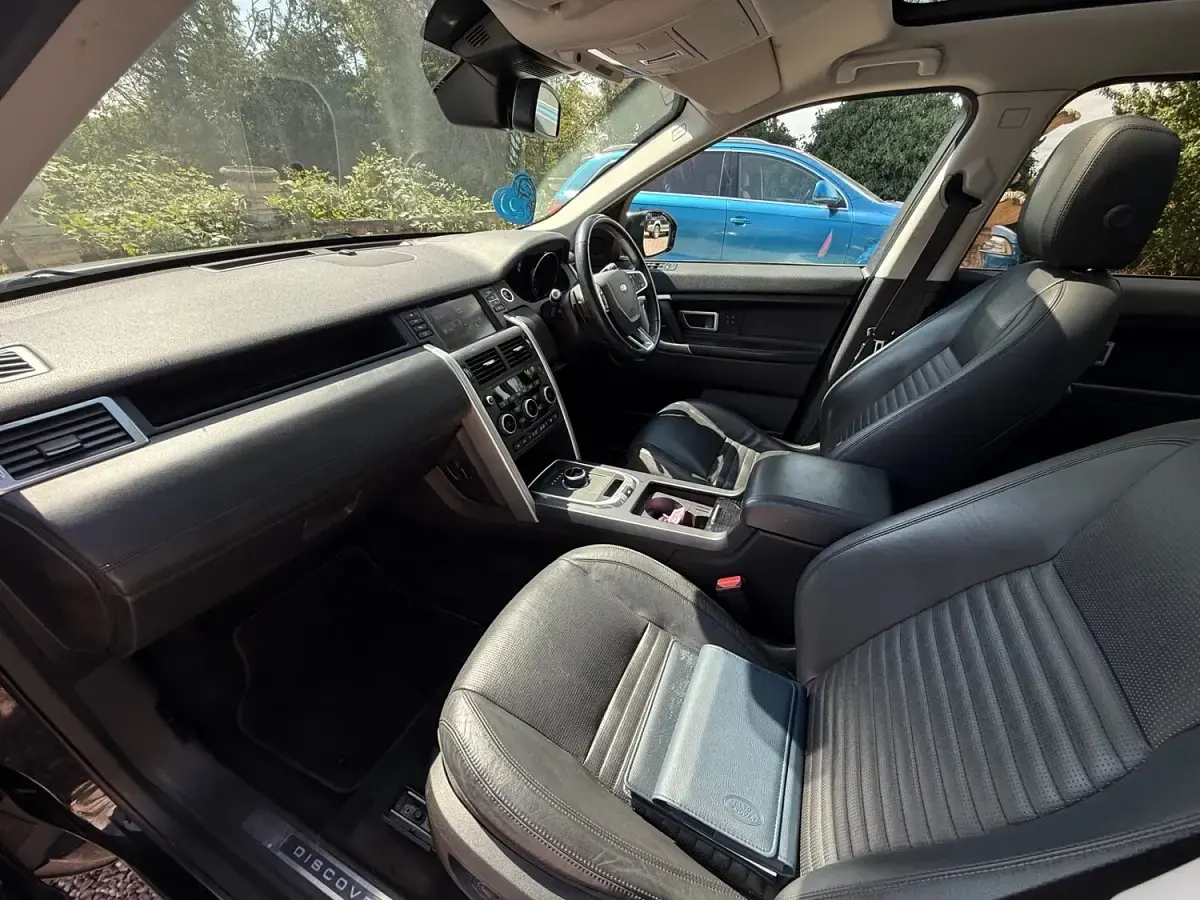 Used Land Rover Discovery Sport HSE Luxury 180 HP (132 kW) 2016 Black SUV