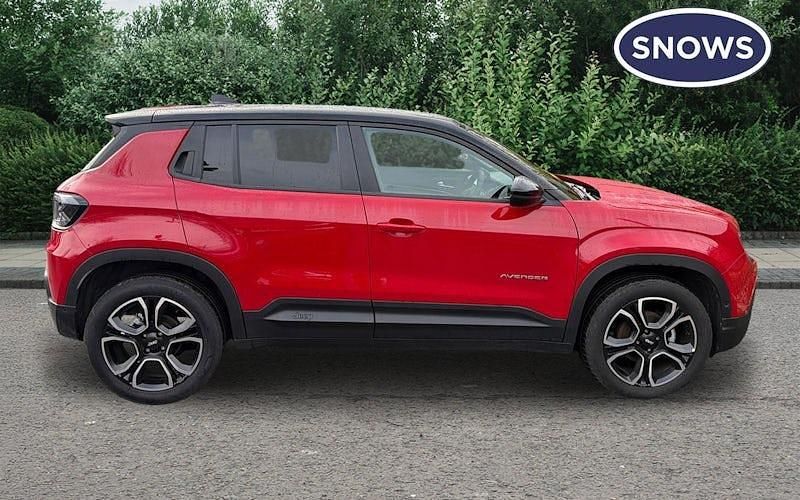 Used Jeep Avenger Summit 101 HP (74 kW) 2025 Red SUV