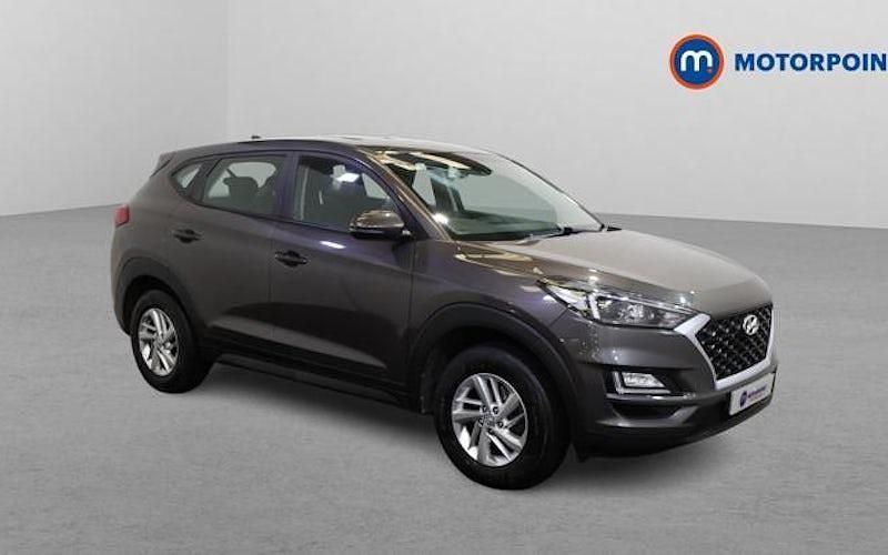 Usado Hyundai Tucson 136 HP (100 kW) 2019 Cinzento SUV