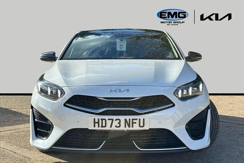 Used Kia ProCeed GT-Line S 158 HP (116 kW) 2023 White Estate