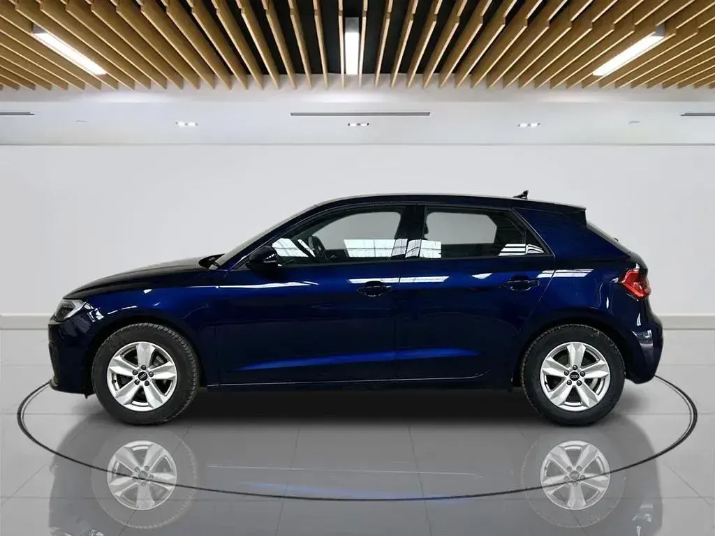Used Audi A1 Sportback Advanced 95 HP (69 kW) 2023 Blue Hatchback
