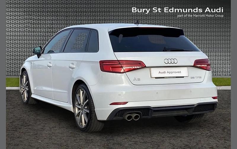 Used Audi A3 Black Edition 147 HP (108 kW) 2019 White Sedan