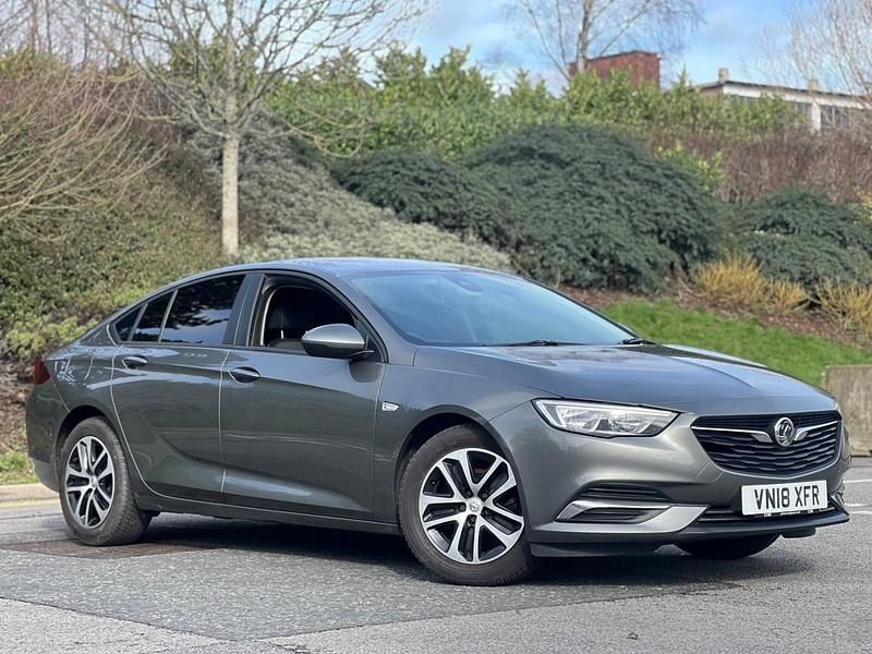 Used Vauxhall Insignia Design Edition 2018 Grey Hatchback