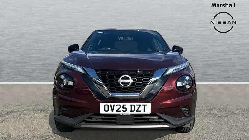 Used Nissan Juke N-Connecta 114 HP (83 kW) 2025 Red SUV