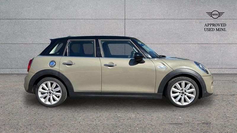 Używany Mini Cooper S Classic 189 KM (139 kW) 2019 Szary Hatchback