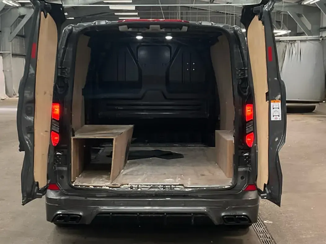 Used Ford Transit Custom Limited 170 HP (125 kW) 2024 Grey Van