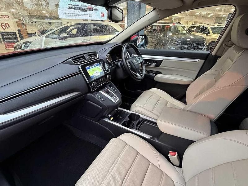 Used Honda CR-V Hybrid 184 HP (135 kW) 2022 Premium crystal red SUV