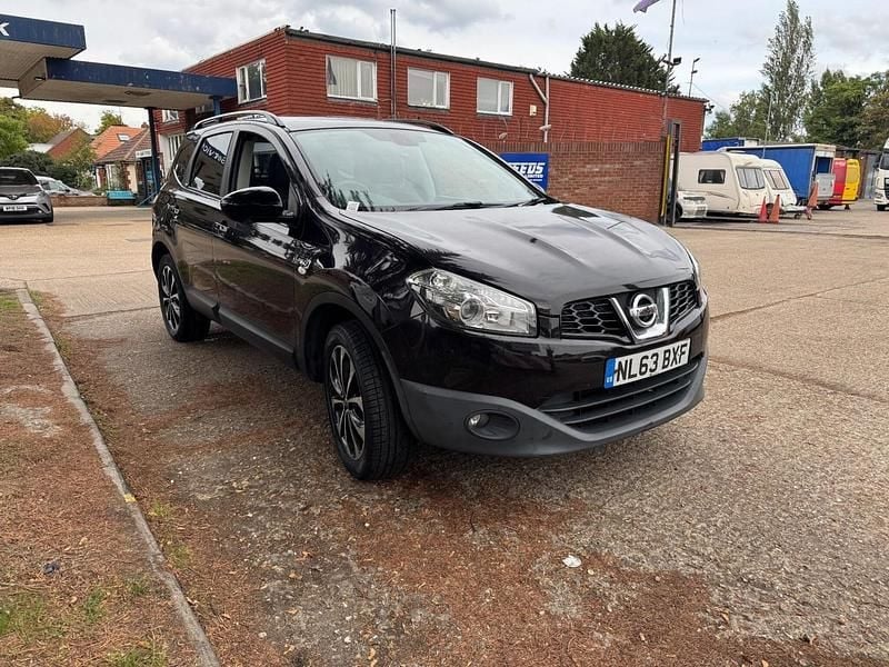 Black Used 2013 Nissan Qashqai +2 360º SUV | £5,990 - Image 1/4
