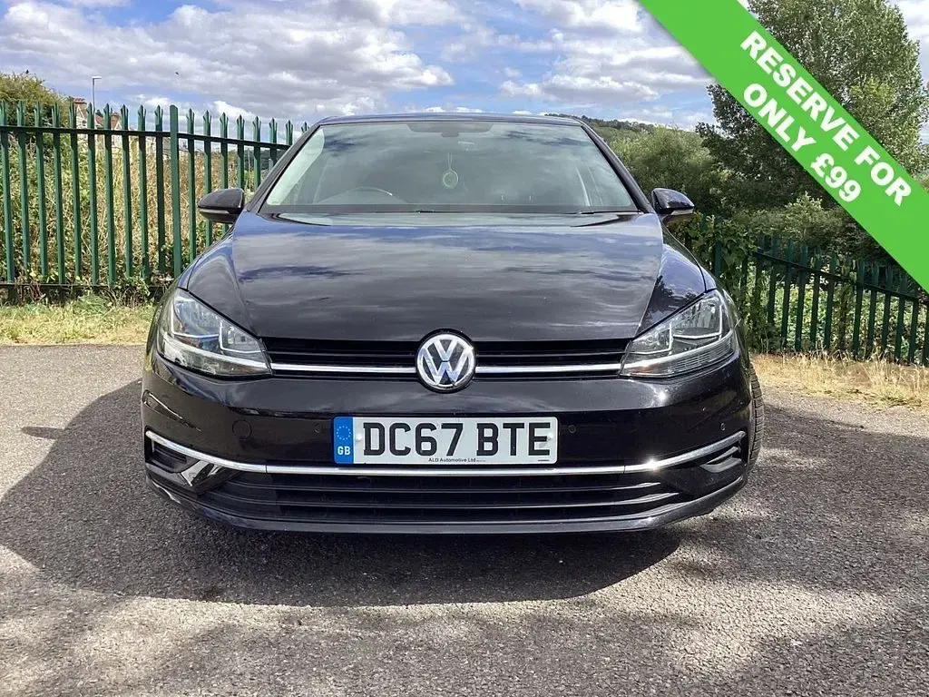 Used VW Golf VII SE 115 HP (84 kW) 2018 Black Hatchback