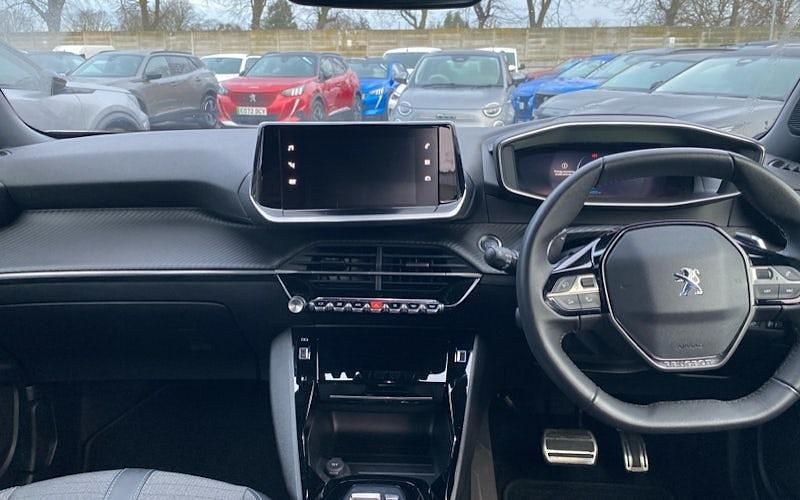 Used Peugeot 2008 Allure+ 131 HP (96 kW) 2023 Grey SUV