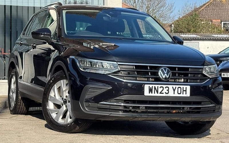 Used VW Tiguan Life 150 HP (110 kW) 2023 Black SUV