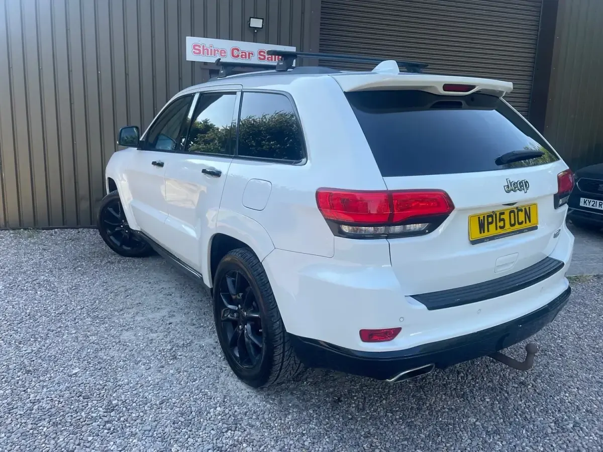 Used Jeep Grand Cherokee Summit 247 HP (181 kW) 2015 White SUV