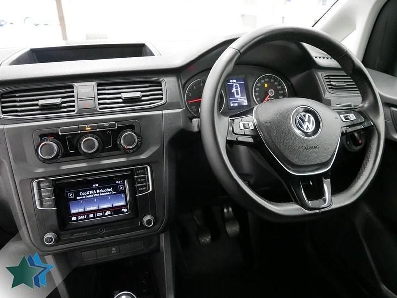 Used VW Caddy Startline 102 HP (75 kW) 2019 White MPV