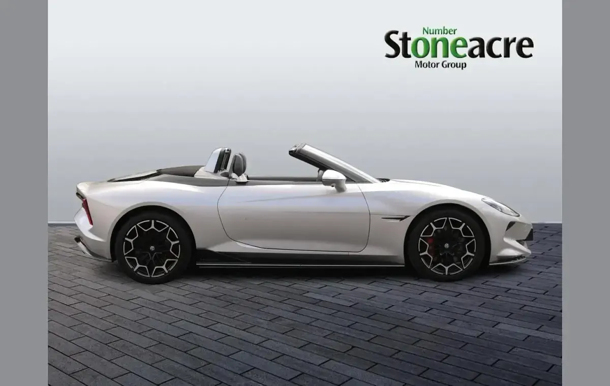 Used MG Cyberster Trophy 250 kW (340 HP) 2026 Silver Cabriolet