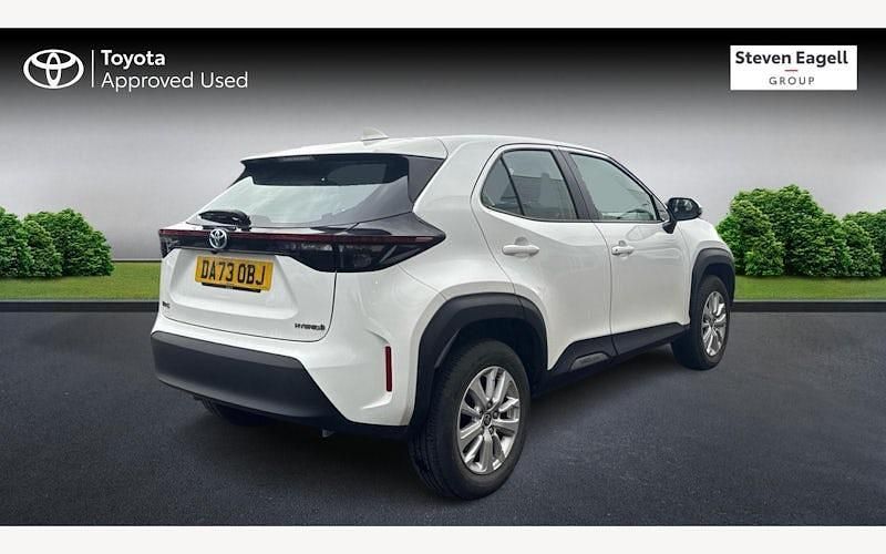 Used Toyota Yaris Hybrid 116 HP (85 kW) 2026 Estate