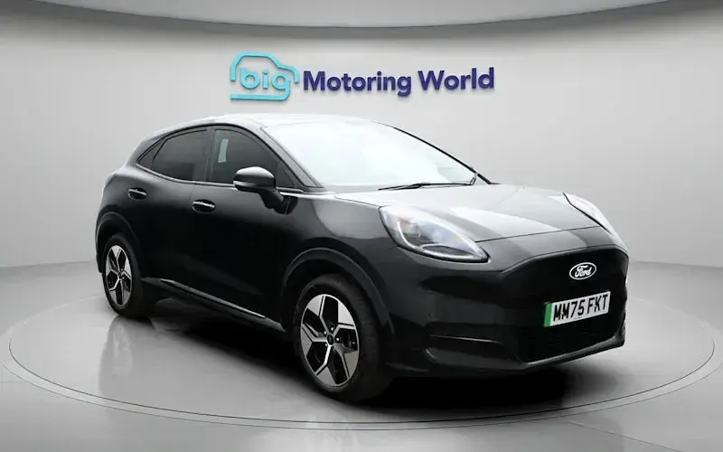 Käytetty Ford Puma Select 122 kW (167 HP) 2025 Katumaasturi