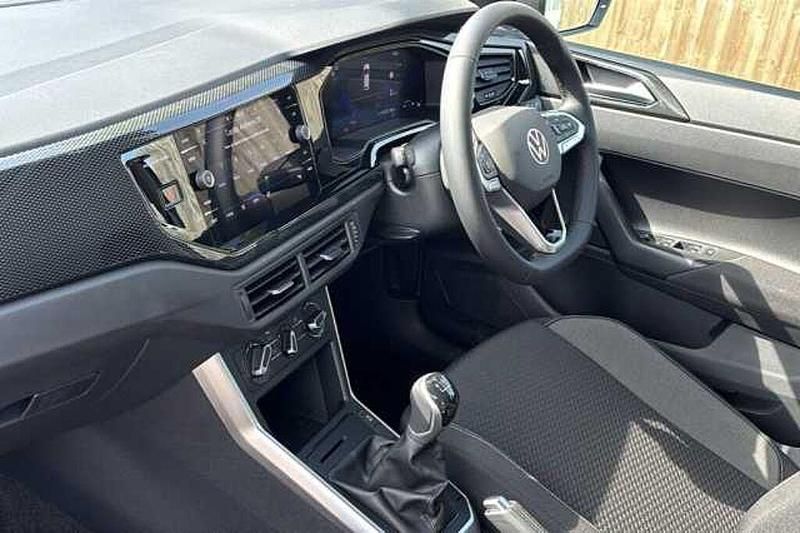 Image 2/4